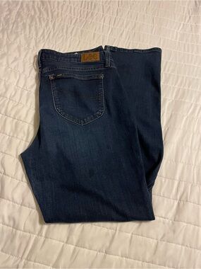 Lee Women’s Deep Blue Straight-Leg Jeans